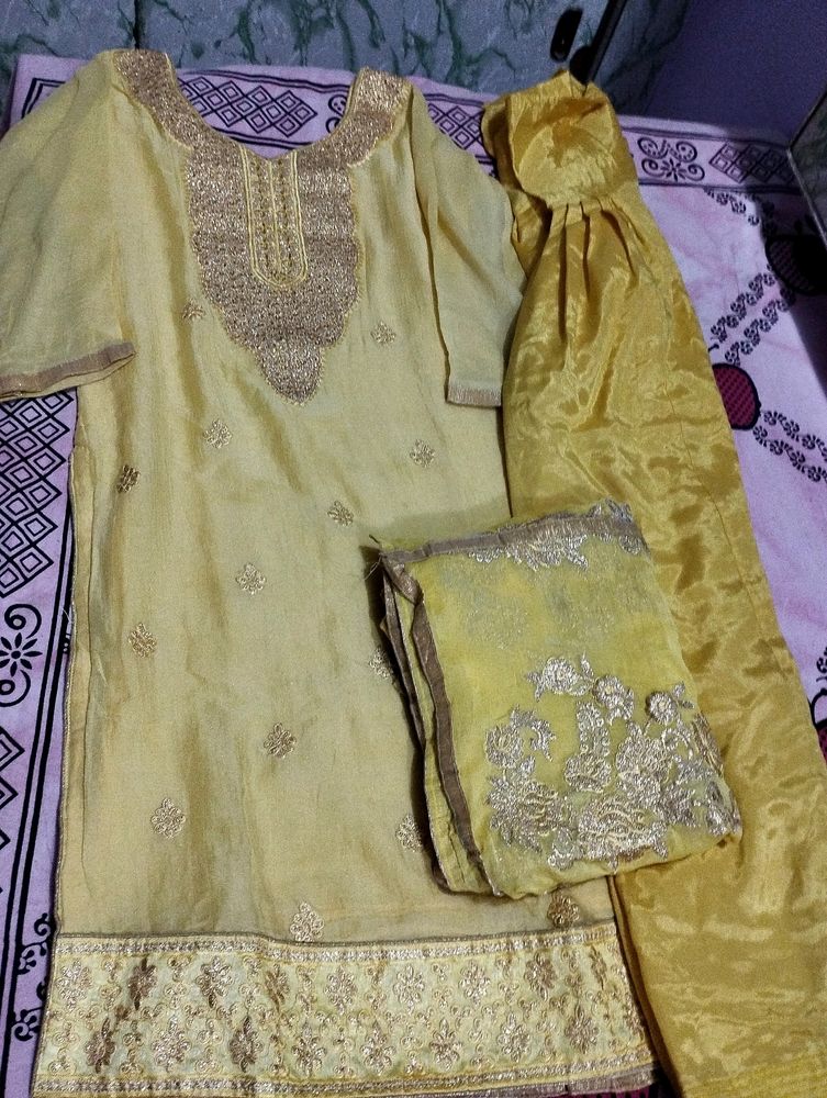 Women Kurti Salwar And Embroidery Dupatta Suit