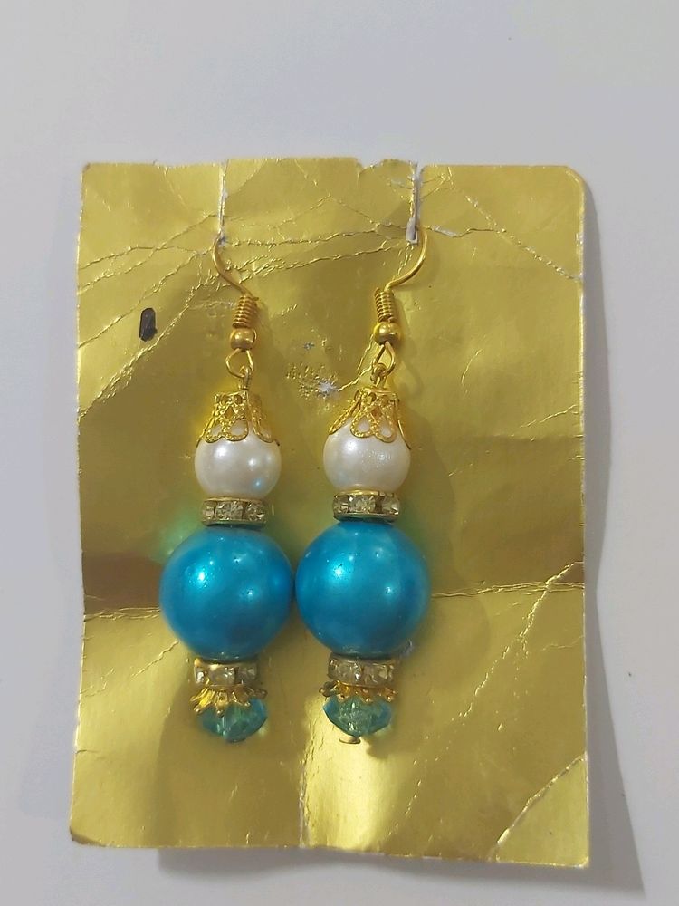 Blue Color 💙 Pearl Lightweight  Earrings