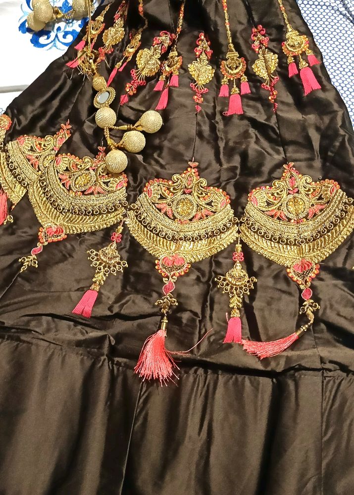 Light Weight Banarasi Silk Lengha