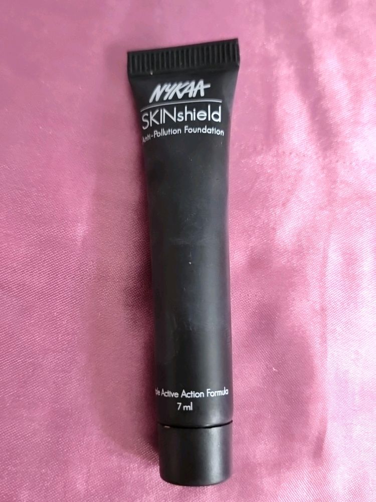 Nykaa SKINshield Anti- Pollution Foundation