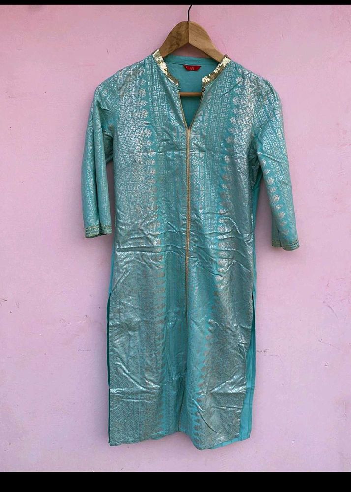 W Printed Straight Kurta With Sequins