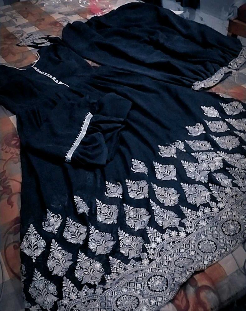 Black Gawn With Afgani Bottom N Frill Dupatta