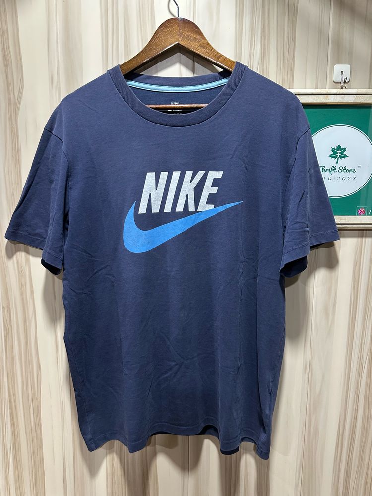 Nike Big Logo T-Shirt