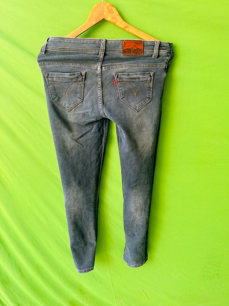 Grey Levi's Jeans