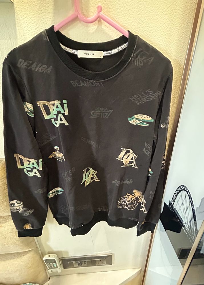 Black Sweatshirt For Boys