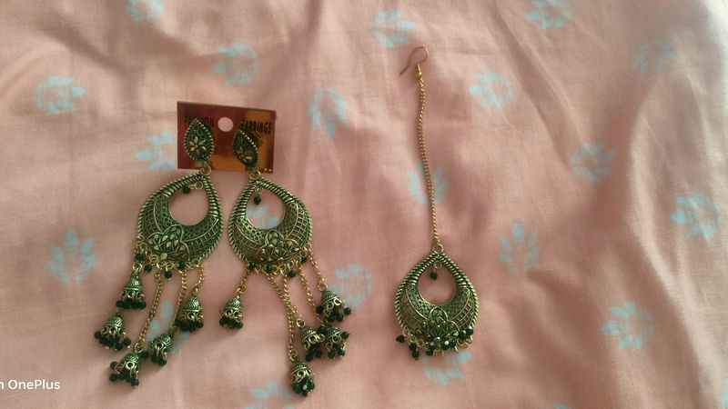 Navratri Offer Earrings With Tikka