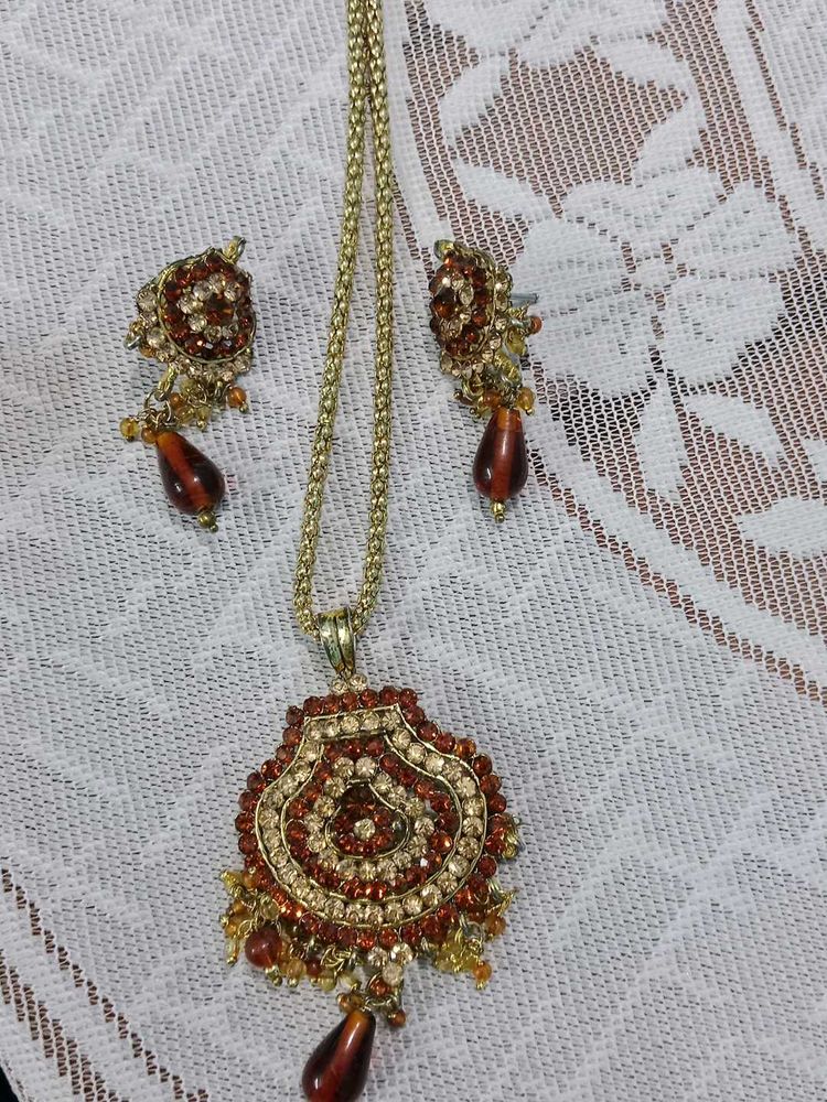 Bronze Stone Studded Jwellery Set