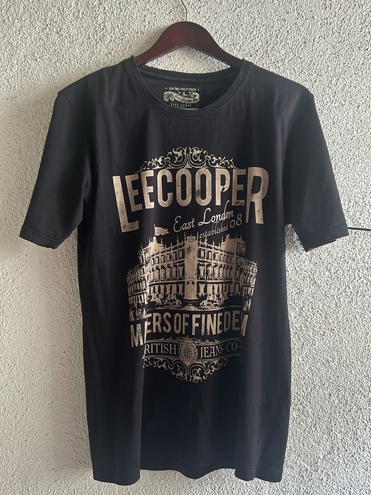 Lee Cooper Black Tshirt For Men And Women