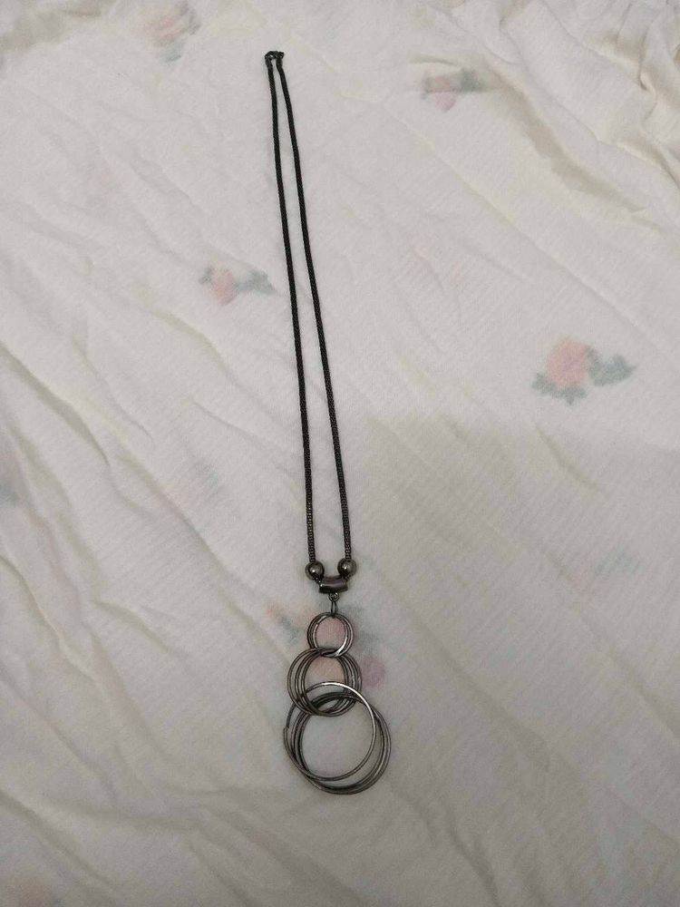 Black Metal long Chain