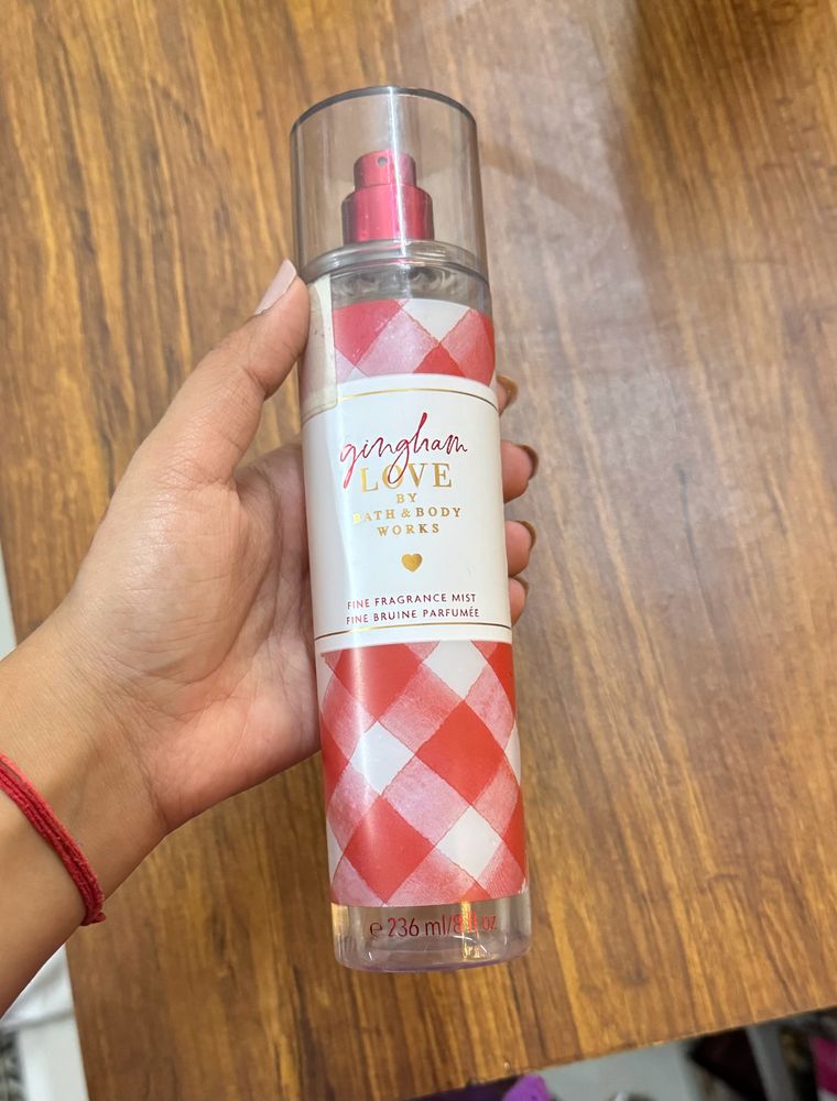 Bath And Body Works (Gingham Love)