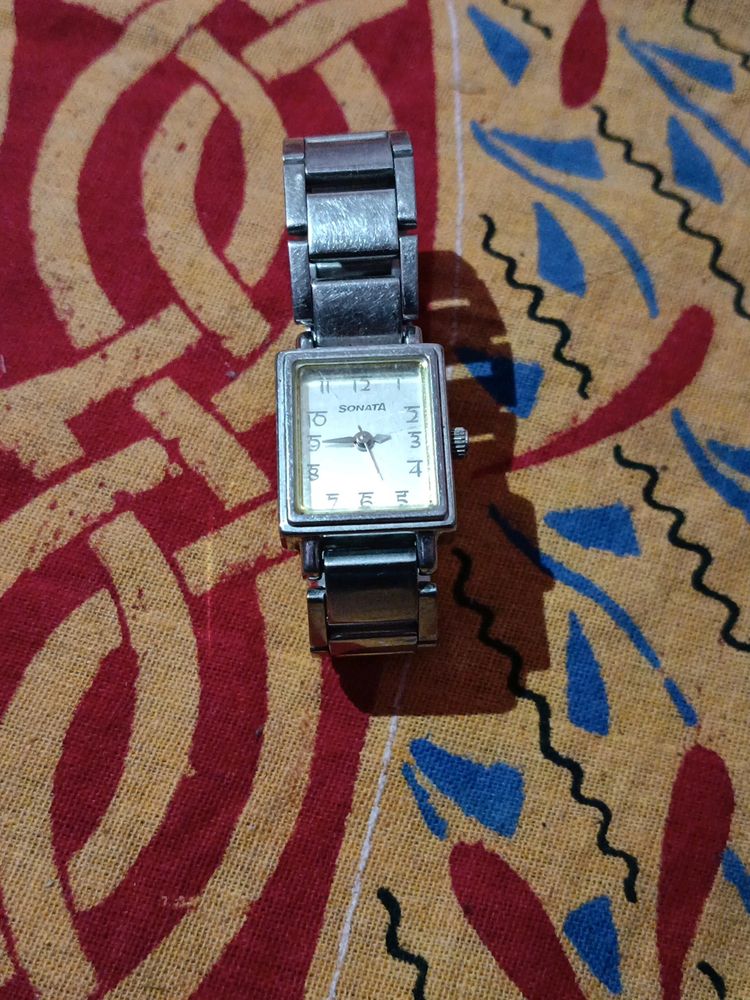 Sonata Safal Analog Watch