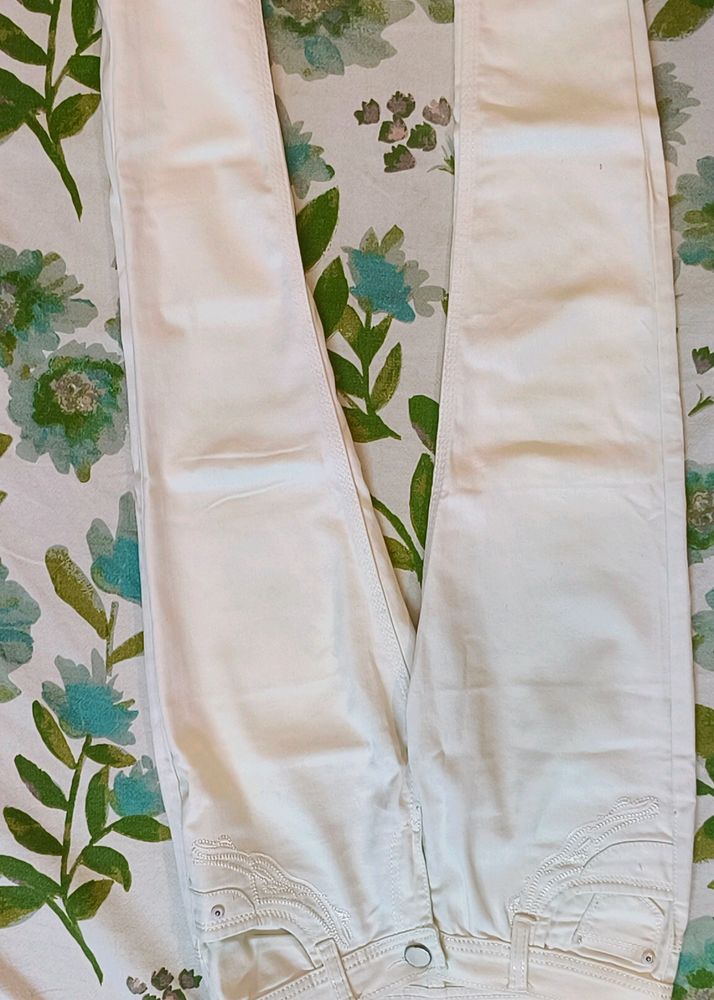 New White Jeans