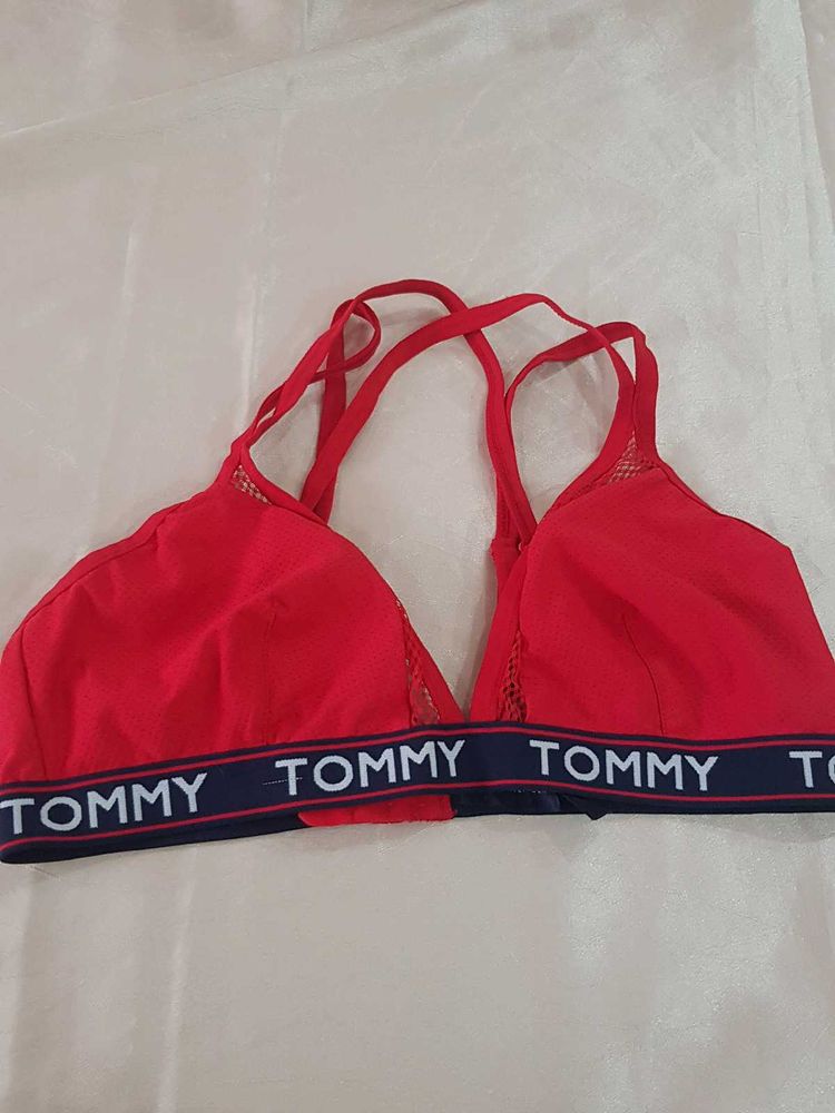 Tommy Bra