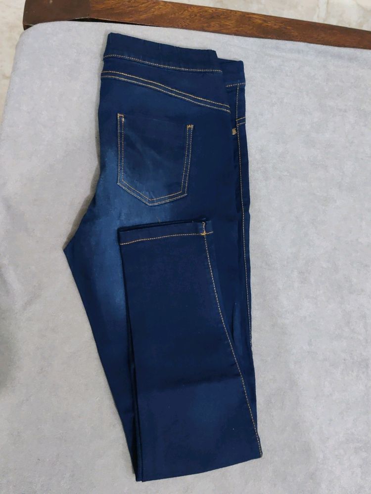 Stretchable Jeggings