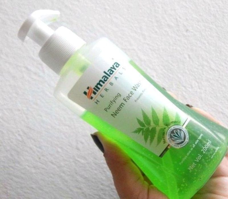 Himalaya Purifying Neem Face Wash