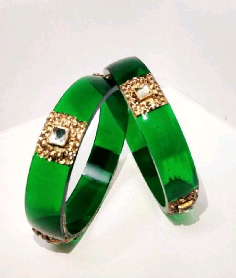 Trandy Fashionable Green Kada