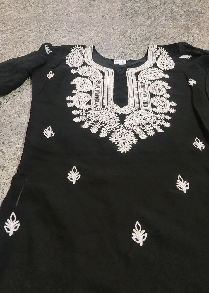 Chikankari Kurti