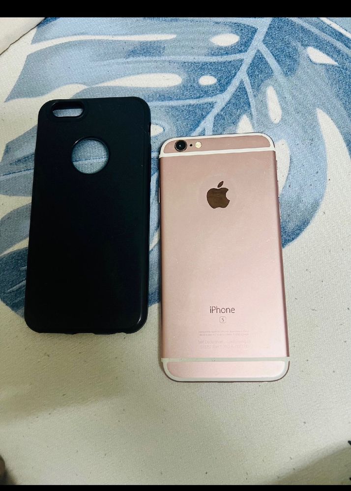 Rose Gold iPhone 6s Phone All In Working ConditionAll in very good condition .. screencard is also there with cover .. Battery life 72%