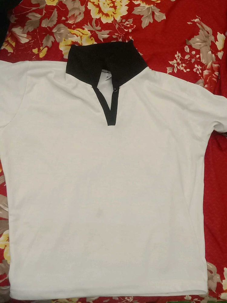 Collar White Tshirt