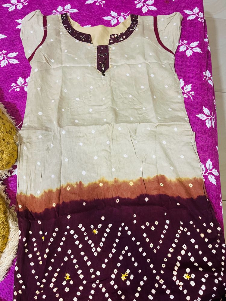 Bandhni Kurti