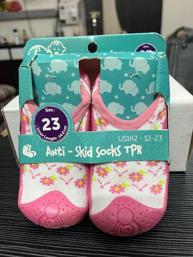 U-Grow Anti Skid Socks TPR Size 23