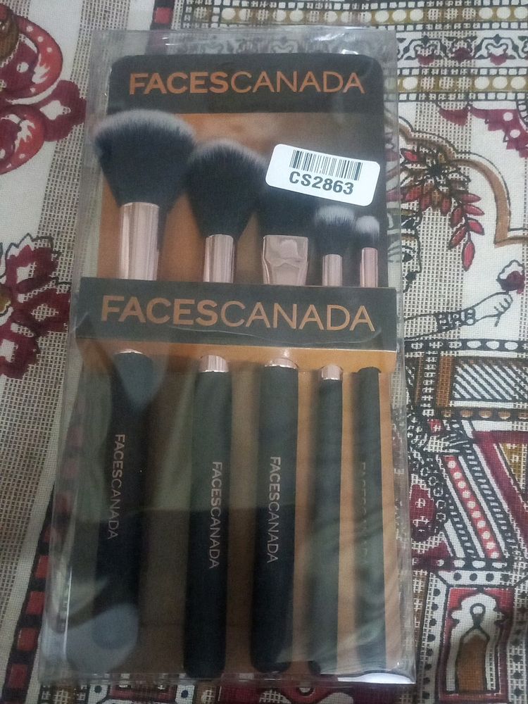 FACESCANADA MAKEUP BRUSHES