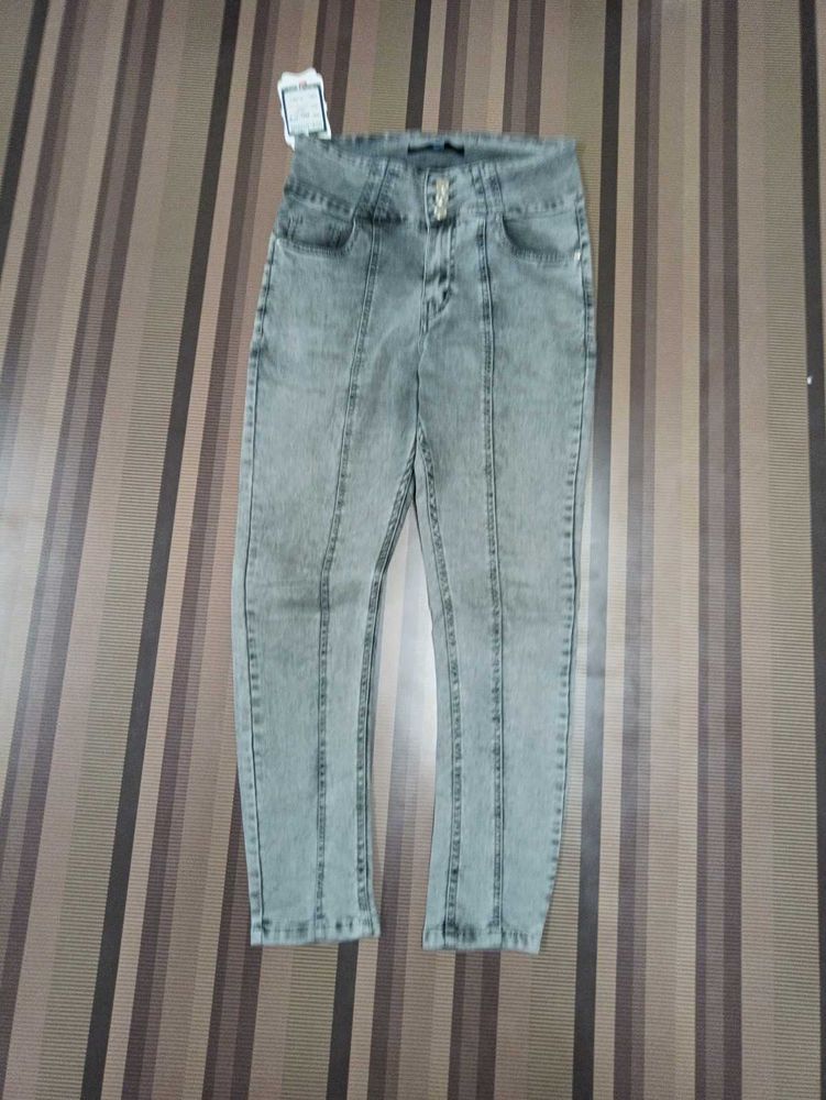 DG-84 Size-30 Slim Jeans