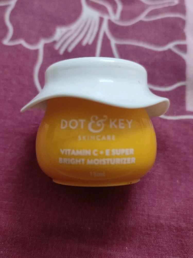 Fully Filled Dot & Key C+E Bright Moisturizer