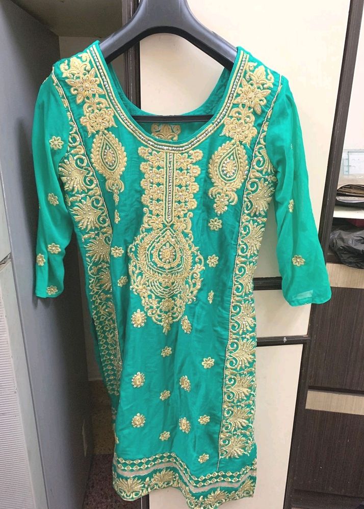 PAKISTANI NEW KURTA