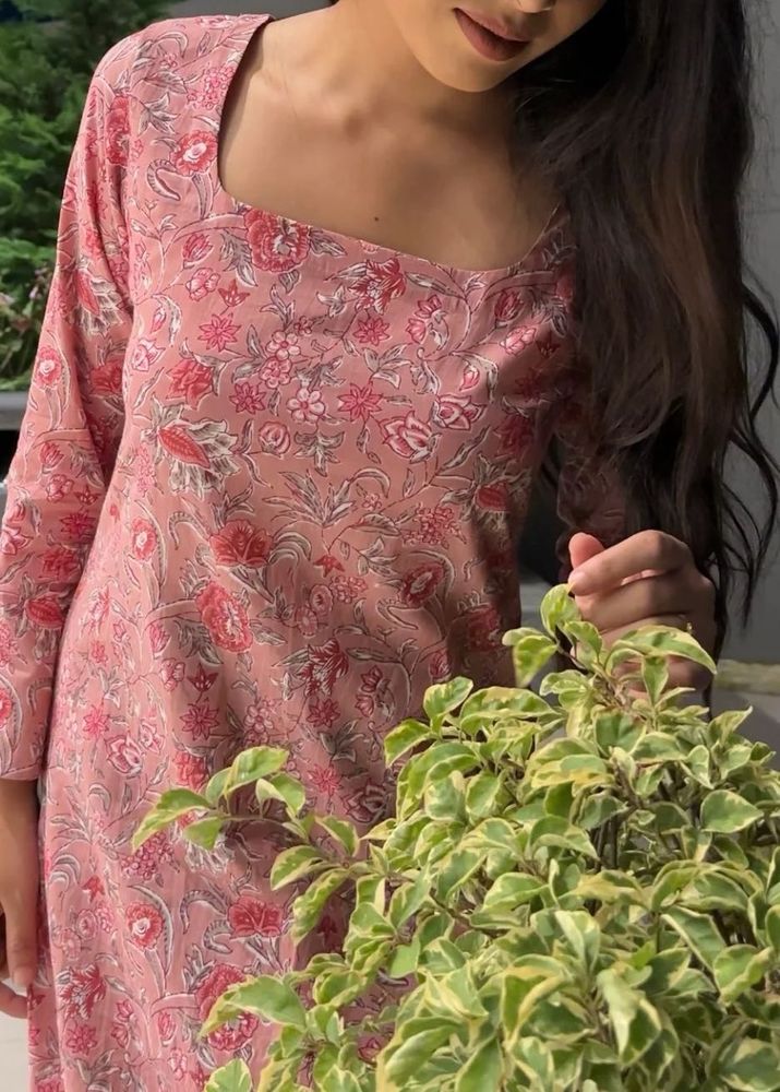 Mavya pink kurti❤️