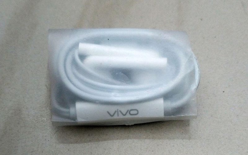 VIVO OG ✅ Earphones🤩