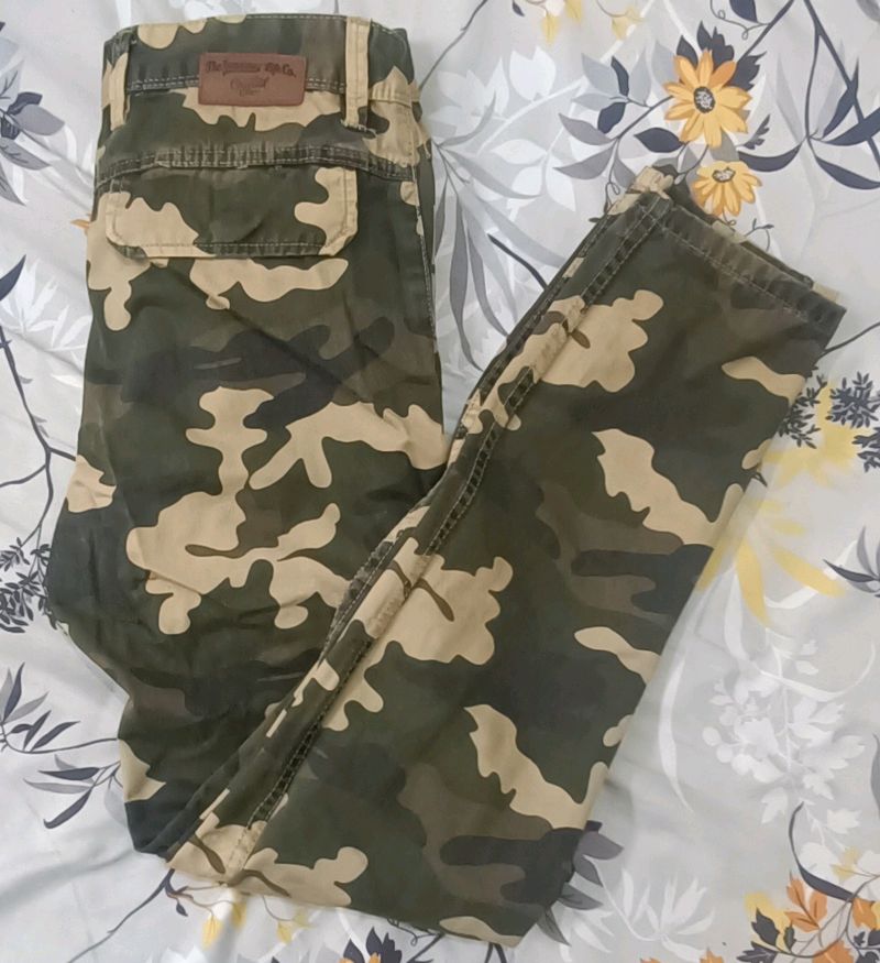 Roadster Camouflage Cargo Pants