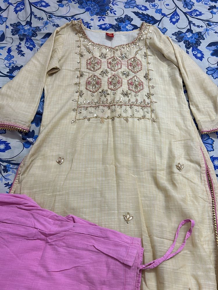 Chanderi Kurta Paired With Trouser