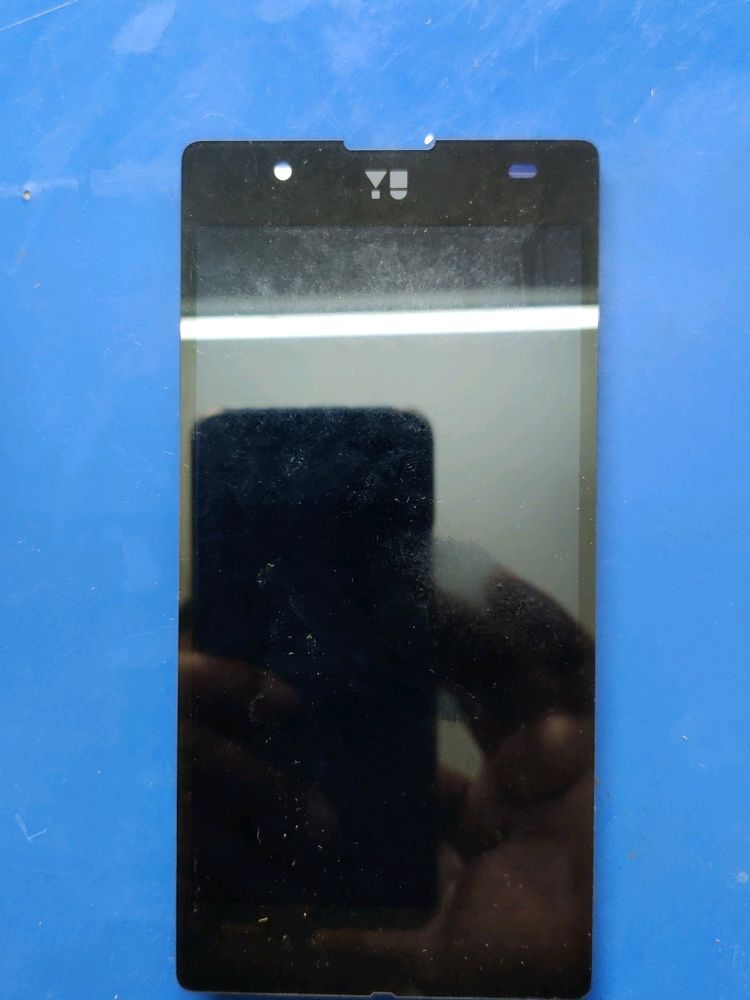 Micromax Yu-4711 Folder