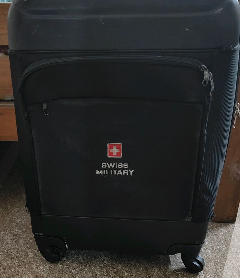 Check-in Suitcase With 4 Wheelers