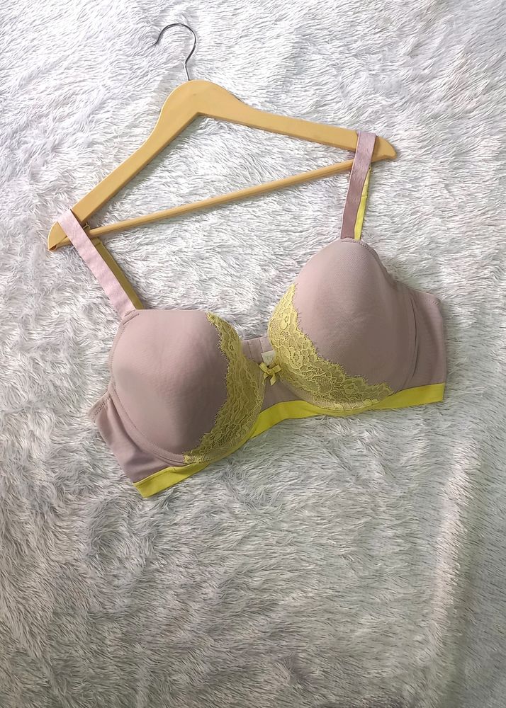 Lavender Shade Padded Bra