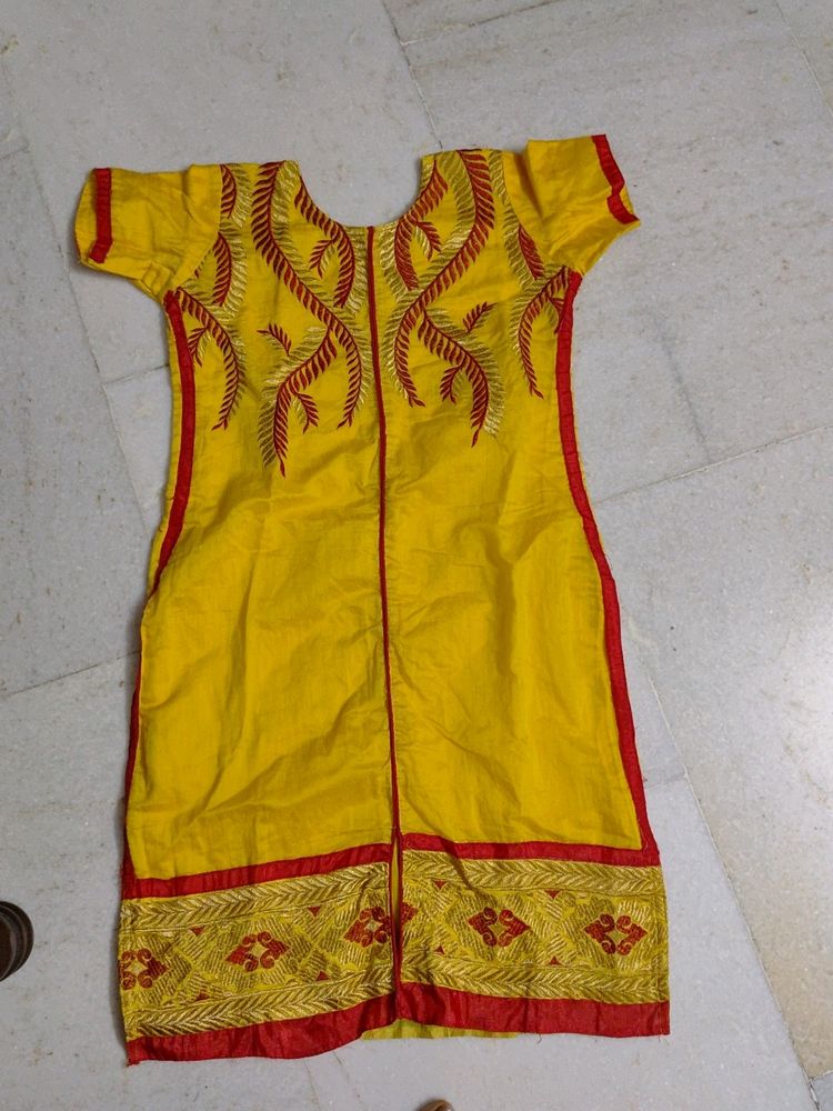 Kurti,36,bright Yellow Likenew..dont Miss.