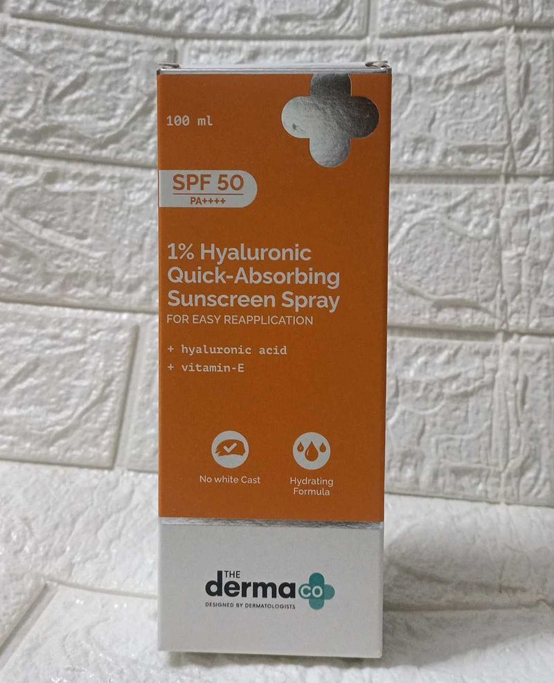 The Derma Co 1% Hyaluronic Sunscreen Spray