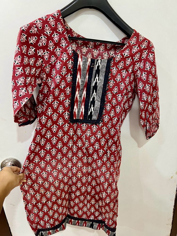 Red Color Cotton Straight 3/4 Sleeve Kurta