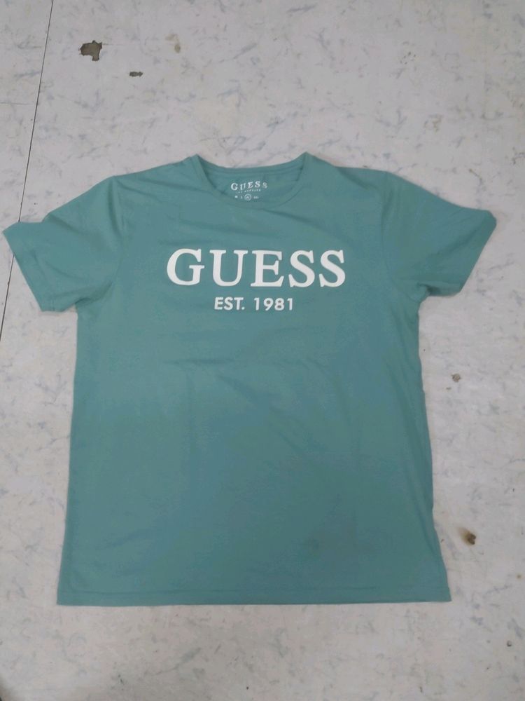 GUESS t Shirt