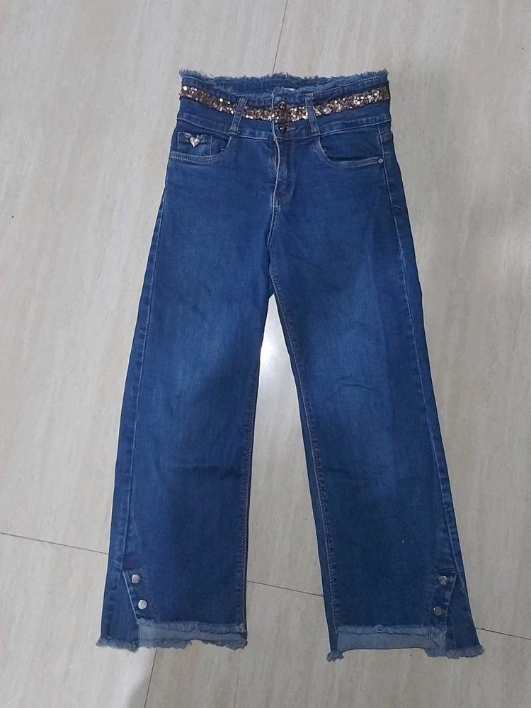 Jeans In New Like Conditon , Style And Trendy