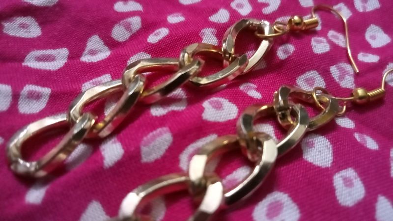 2 Pair Metal Chain Earrings