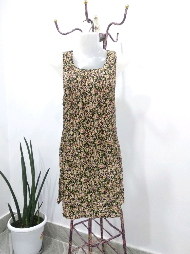 Floral Pocket Shift Dress