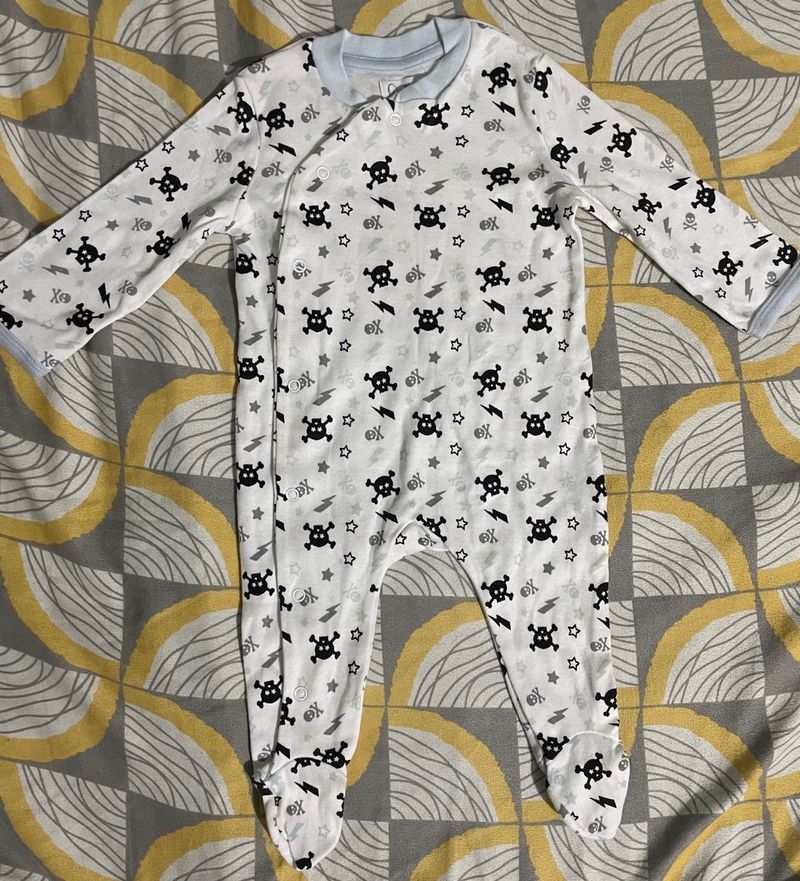 New Sleepsuit For Babies