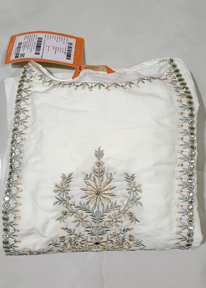 INDO ERA WHITE EMBROIDERED KURTA SET