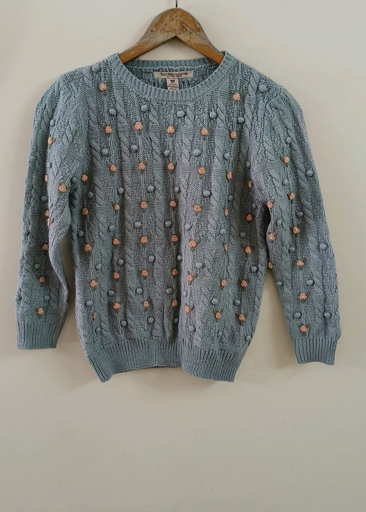 Crewneck Sweater with  Floral Handwork