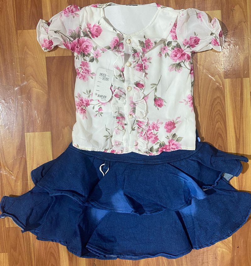 Beautiful Top And Skirt For Girls