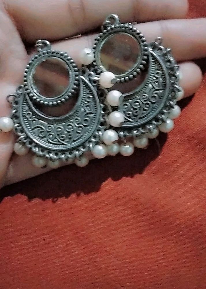 Earrings Sat One Ring Free