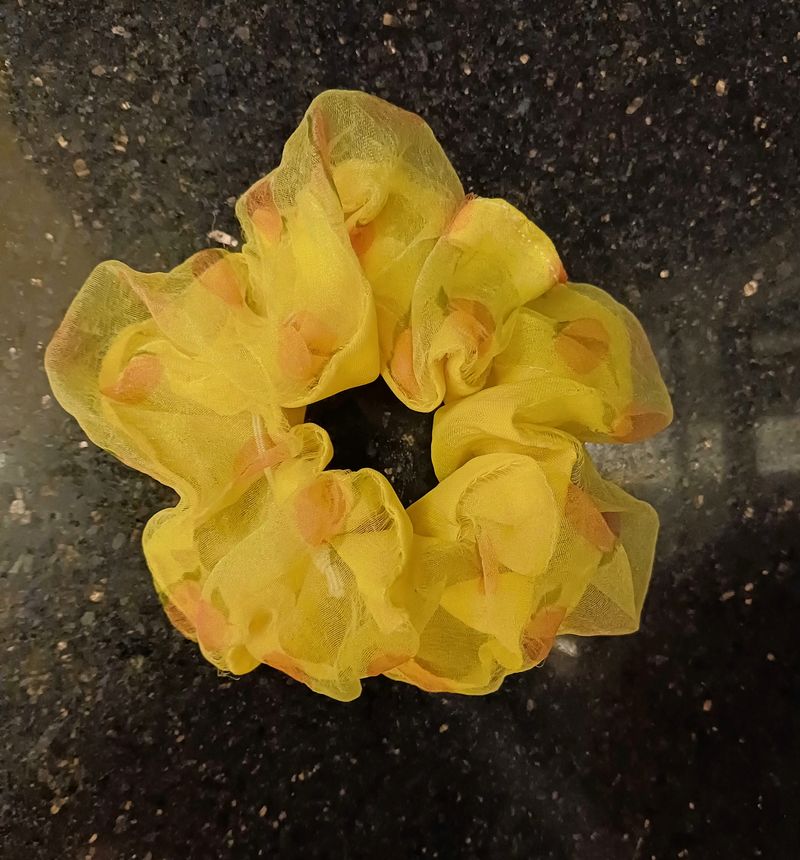 Yellow Organza Scrunchie With 🍑 Print