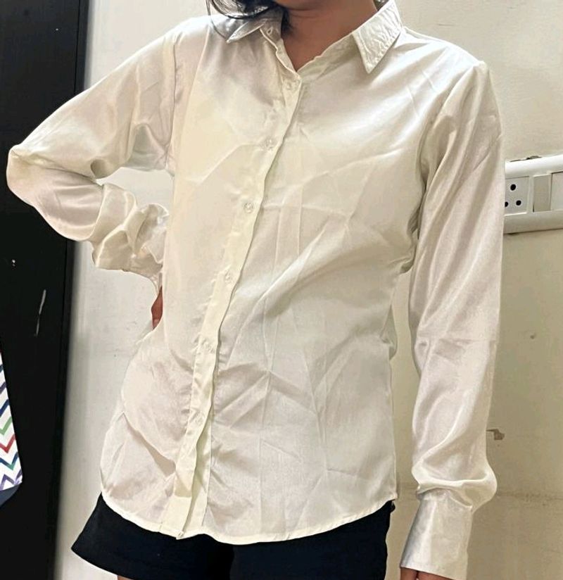 I'm Selling An Of white Colour Shirt.